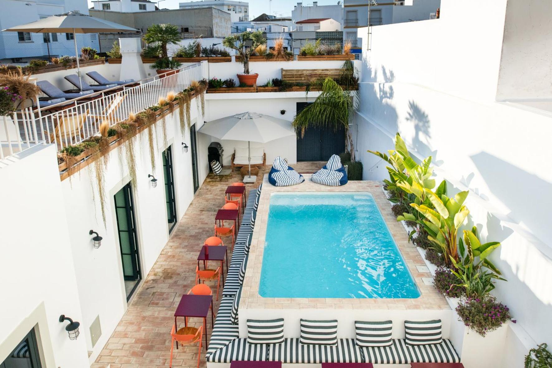 Casa Rosa With Pool In Centre *